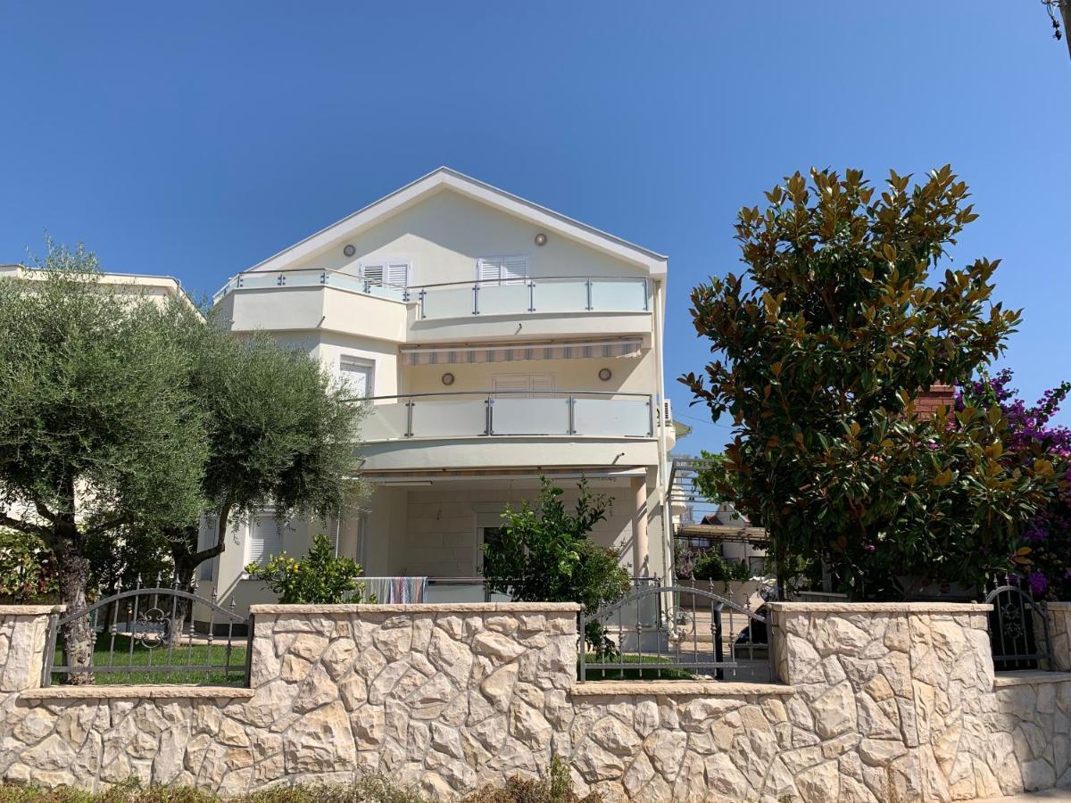 Apartments Dumancic Biograd Na Moru Eksteriør bilde